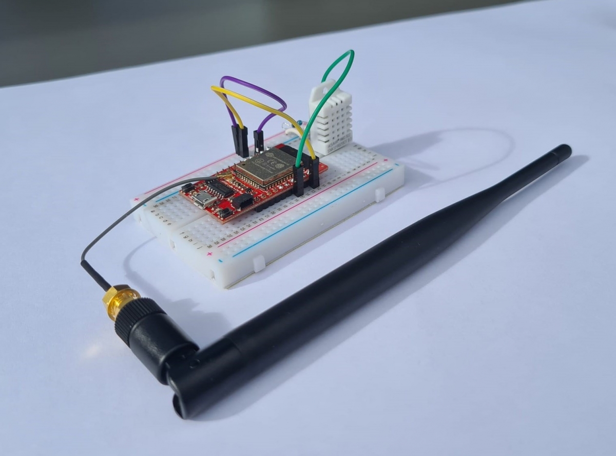 Sensor Node Prototyp auf einem Breadboard